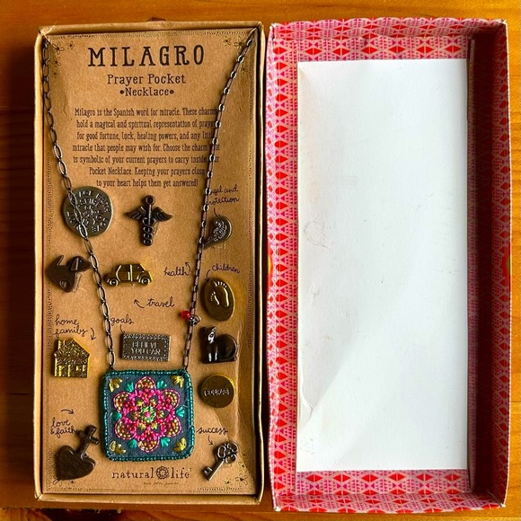 Natural Life Milagro Prayer Pocket Necklace - Picture 5 of 6